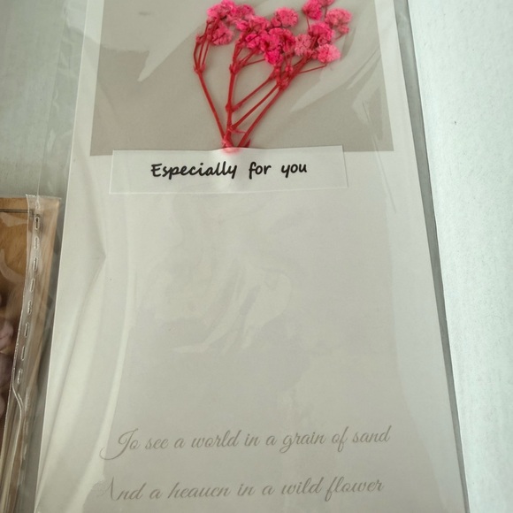 Fabulous 7 piece Gift Set with Pink rose - Picture 7 of 7